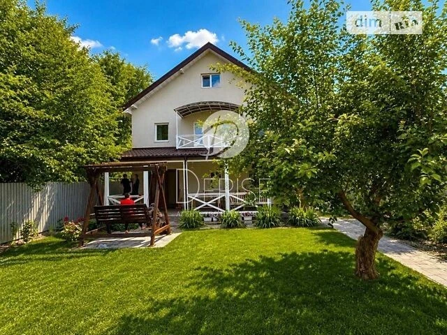 Продаж 3 поверхового будинку з ділянкою на 6 соток, 230 кв.