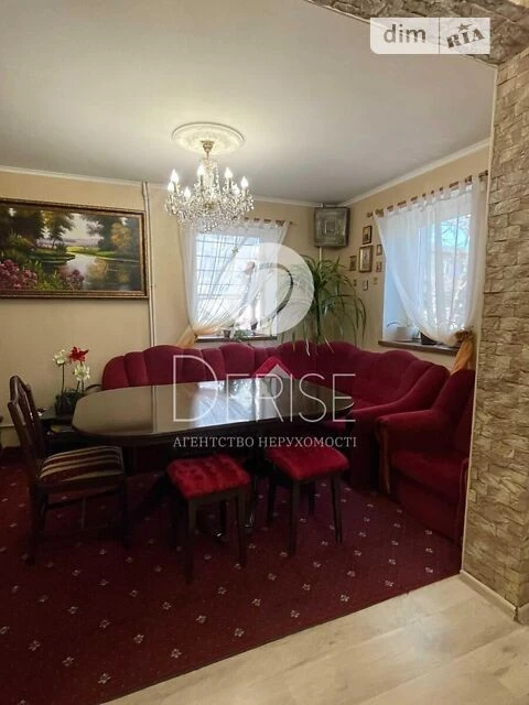Продаж 2 поверхового будинку з ділянкою на 5 соток, 120 кв.