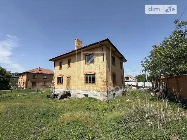 Продаж 2 поверхового будинку з верандою і ділянкою на 6.8 со