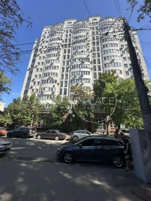 Продаж 3 кімнатної квартири вул. Освіти 14-А