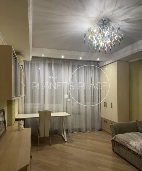 Продаж 3 кімнатної квартири вул. Освіти 14-А