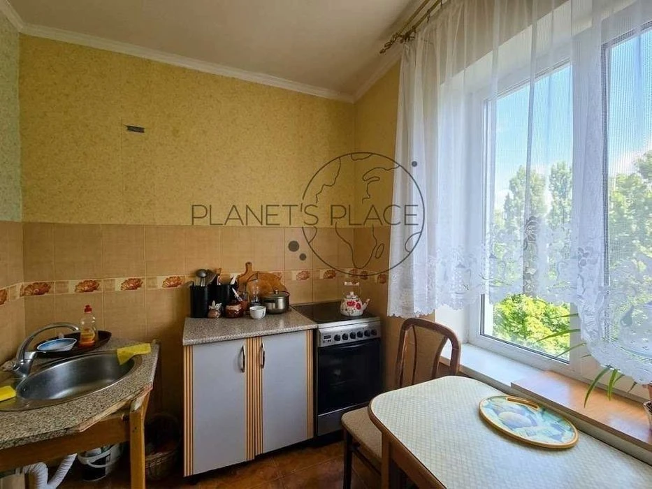 Продаж 2к. квартири, вул. Ревуцького 7А, р-н. Позняки, без к