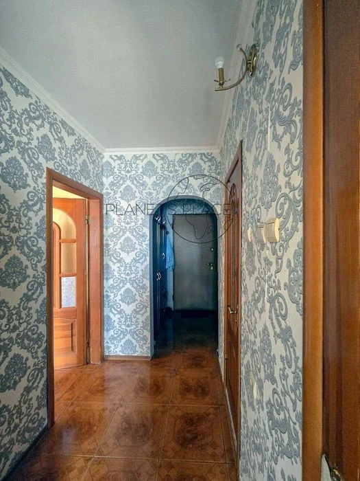 Продаж 2к. квартири, вул. Ревуцького 7А, р-н. Позняки, без к