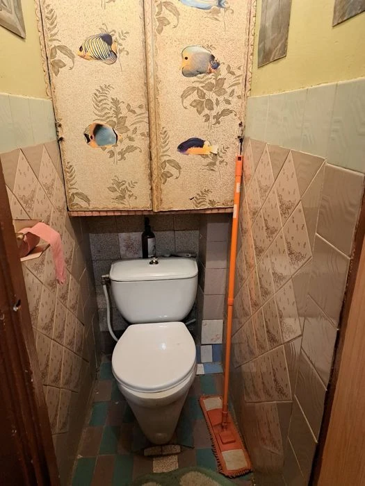 Продаж 2 кімнатної квартири! Святошинський район! Зодчих 6а!