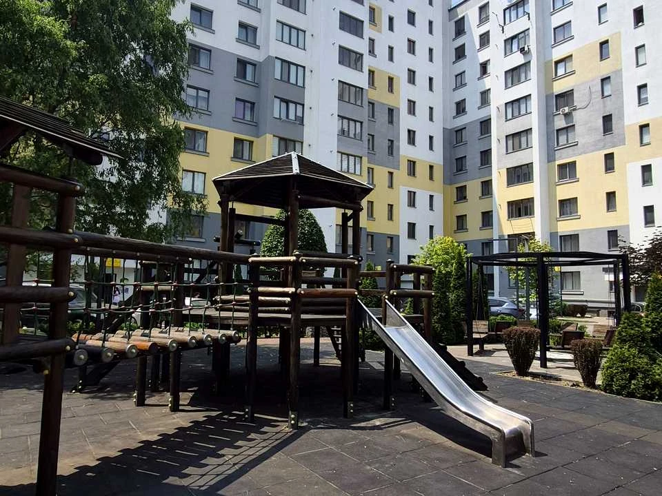 Квартира. Івано-Франківськ, Олександра Довженка вул.