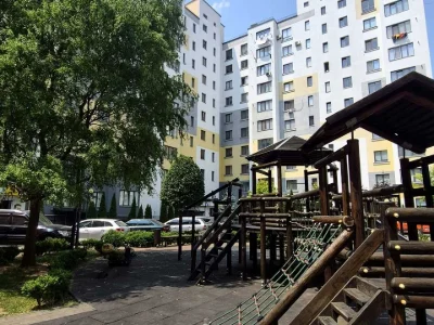 Квартира. Івано-Франківськ, Олександра Довженка вул.