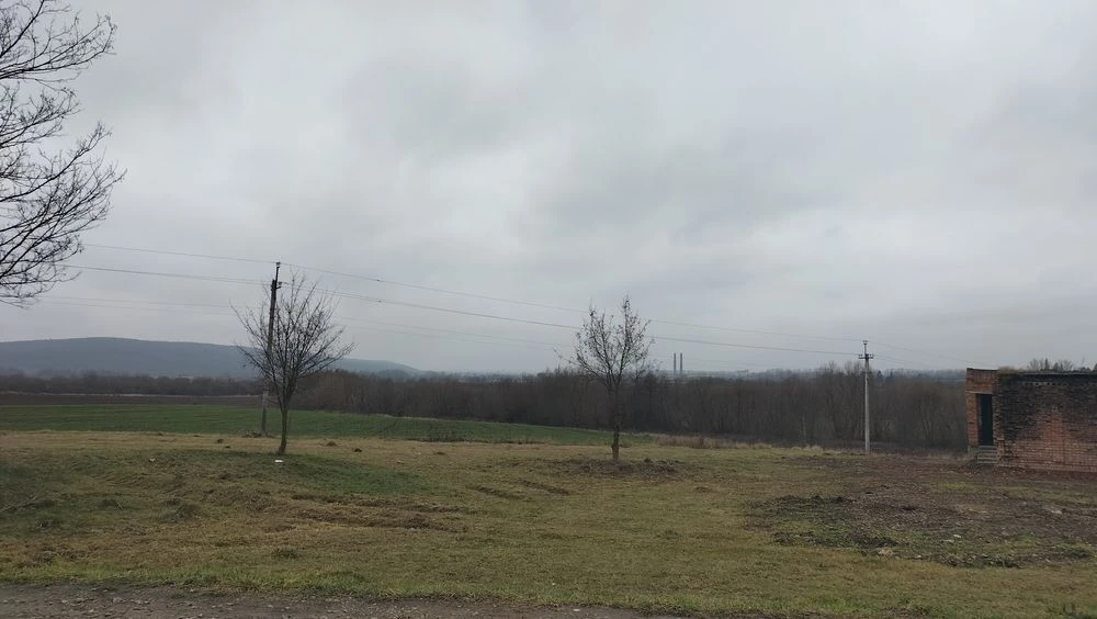 Продаж ділянки 1.1га   не далеко від міста ( за с. Тязів)