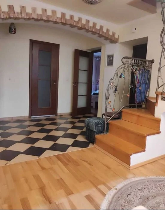 Дворівнева квартира