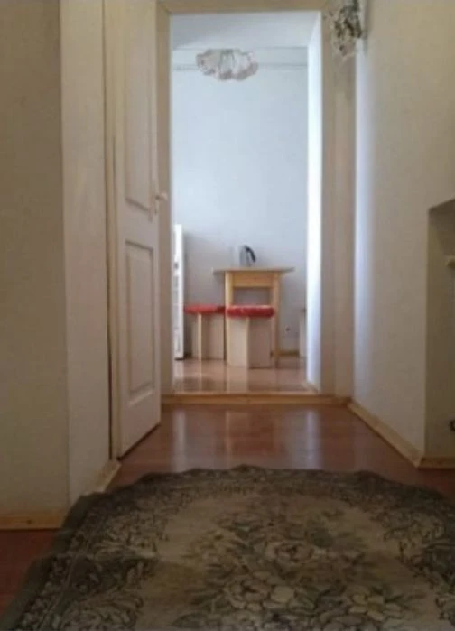 Продаж квартири 2 кім поряд з залізничним вокзалом