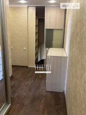Довготривала оренда 1к квартири на вул. Ахматової Анни 22 •