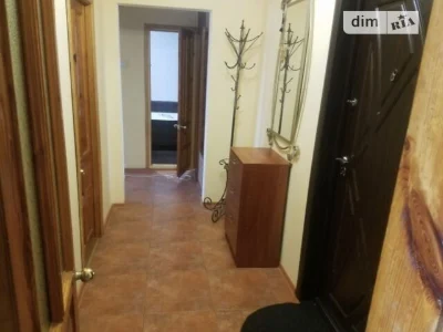 Довготривала оренда 2к квартири на просп. Петра Григоренка 2