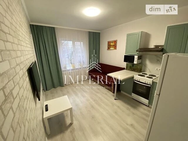 Довготривала оренда 1к квартири на вул. Урлівська 9 • ID 348