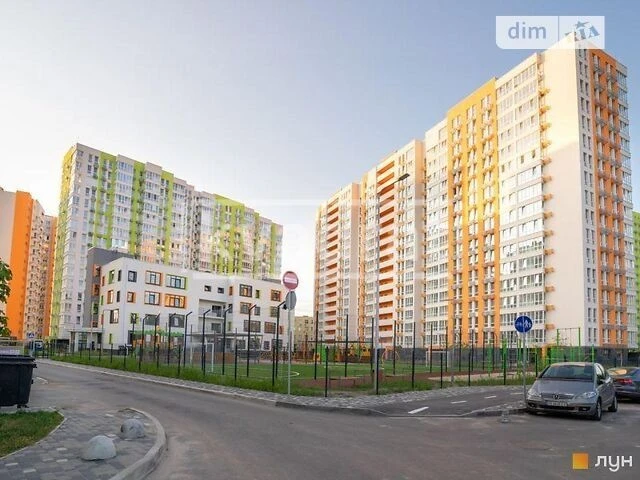 Довготривала оренда 4к квартири на просп. Берестейський 67 •