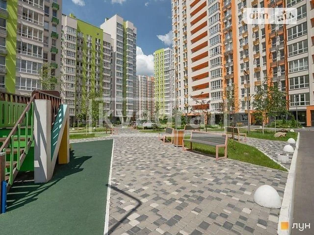 Довготривала оренда 4к квартири на просп. Берестейський 67 •