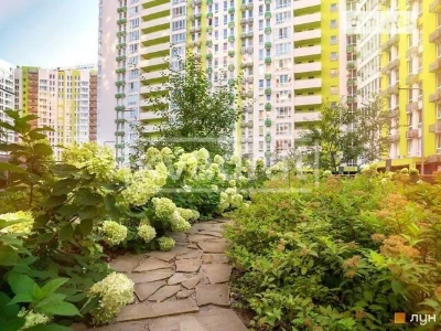 Довготривала оренда 4к квартири на просп. Берестейський 67 •