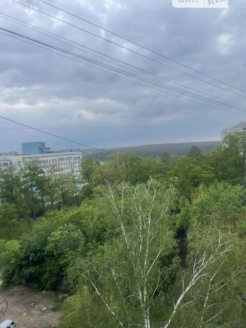 Продаж кімнати 32 кв. м на вул. Михайла Котельникова 80 • ID