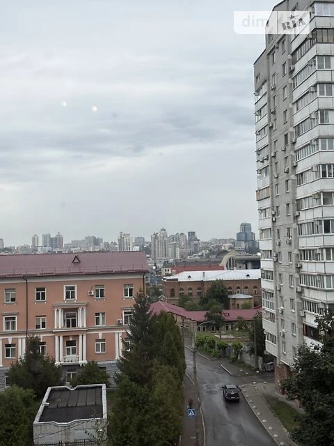 Продаж кімнати 30 кв. м на вул. Богданівська 3 • ID 34813157