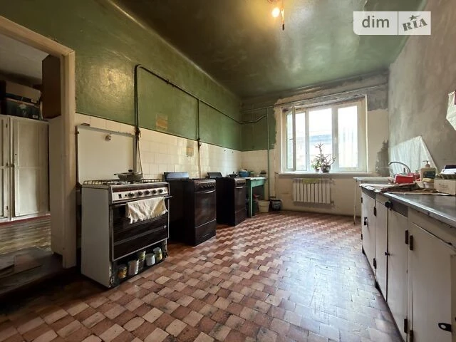 Продаж кімнати 30 кв. м на вул. Богданівська 3 • ID 34813157