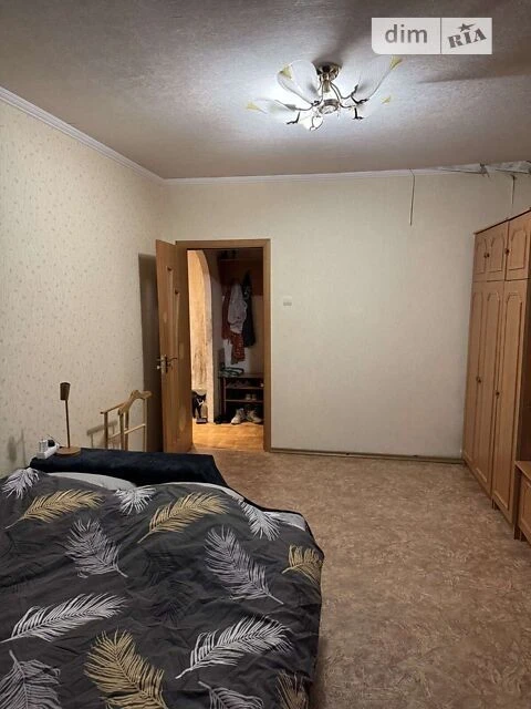 Продаж кімнати 26 кв. м на вул. Сержа Лифаря 5 • ID 34803974