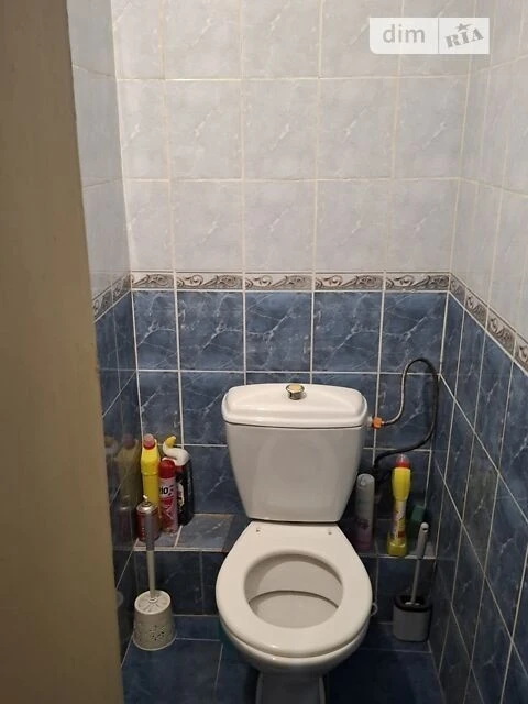 Продаж кімнати 17.5 кв. м на вул. Азербайджанська 8А • ID 34