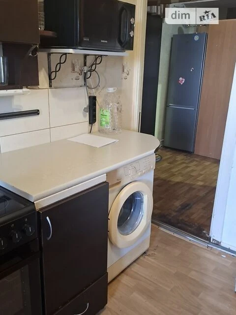 Продаж кімнати 17.5 кв. м на вул. Азербайджанська 8А • ID 34