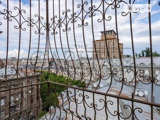 Sale of 3-room apartment 250 sq. m on Zankovetska St. • ID 3468