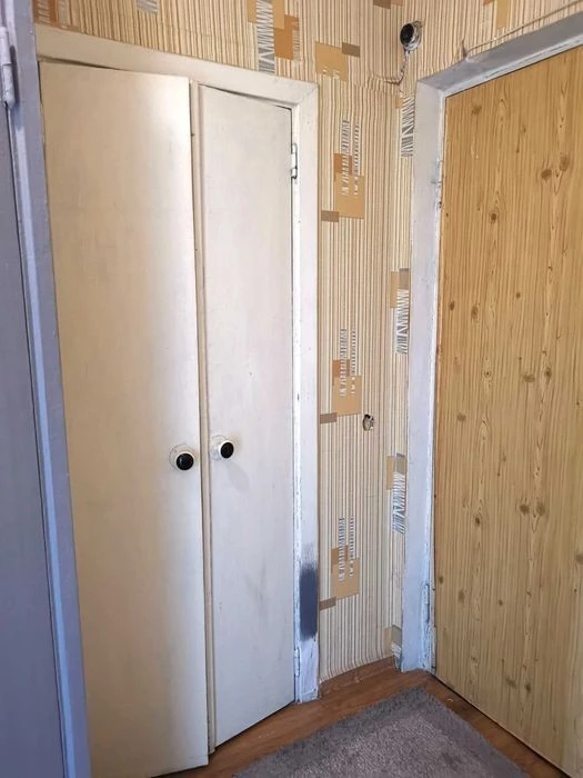 1-room apartment for sale near the Kvadrat shopping mall, Voskresenka