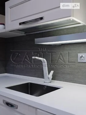 For sale 4-room apartment 115 sq. m. on Holosiivska Street 13 • ID 34
