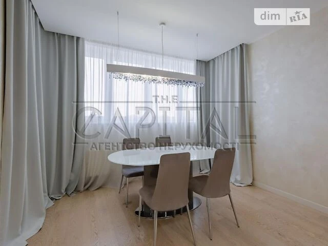 For sale 4-room apartment 115 sq. m. on Holosiivska Street 13 • ID 34