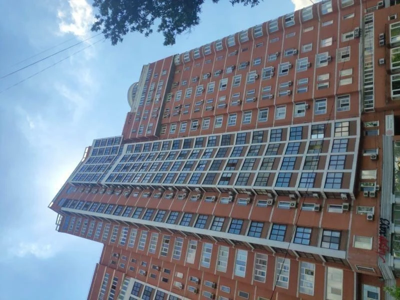 Продажа 3-комнатной квартиры 193.2 м², Ковпака ул., 17