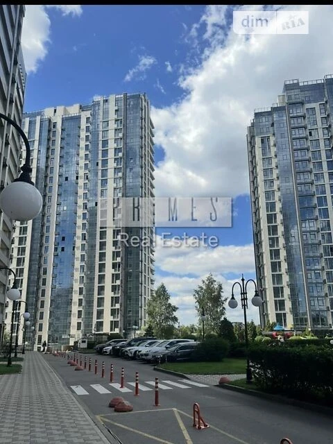 Sale of 2-room apartment 85 sq. m. on Andriy Verkhoglyada St. 22 • I