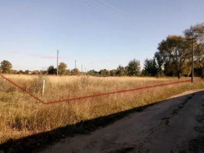 Продам ділянку за Епиціентром 10 соток!