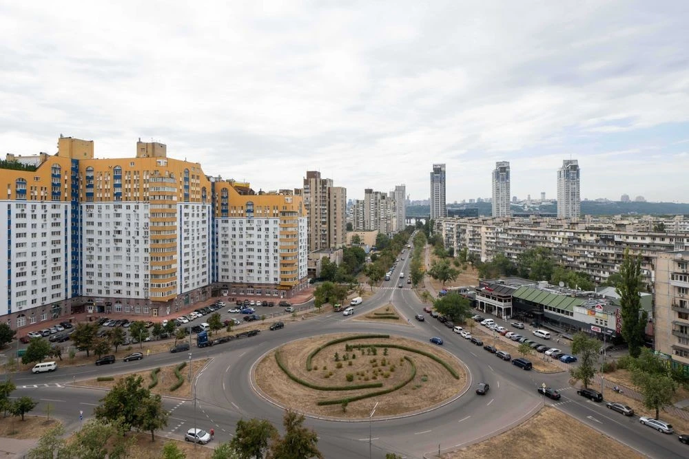 Без комісії! Оренда 3-к квартири, просп. Павла Тичини, Берез