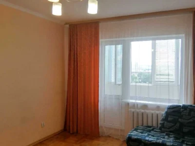 Apartment. Kyiv, Yordanska St. (Layosha Gavro)