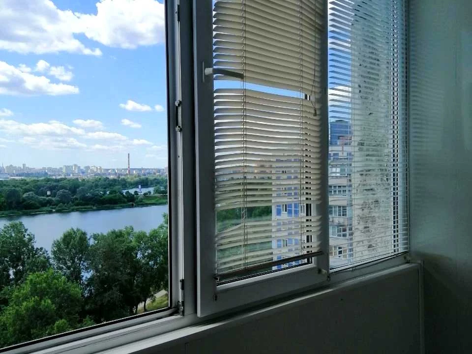 Apartment. Kyiv, Yordanska St. (Layosha Gavro)