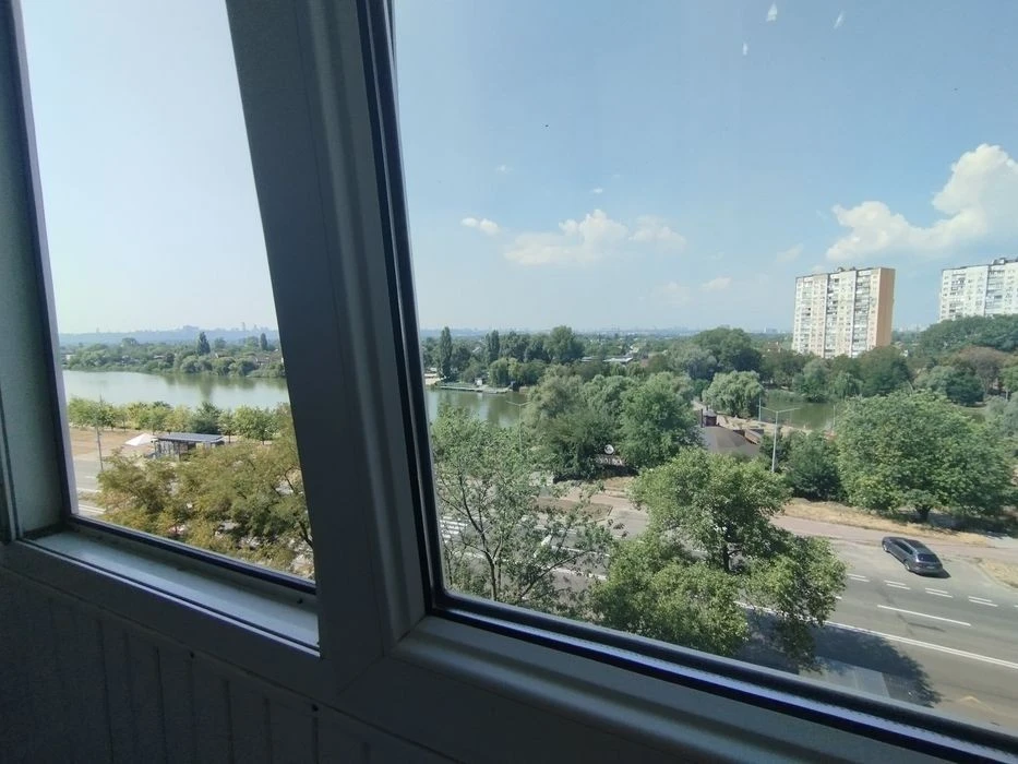 Оренда 1-кімнатної квартири, масив Райдужний, метро Дарниця