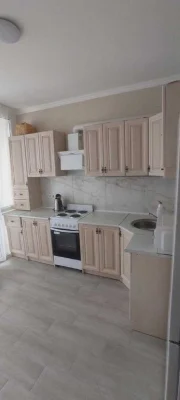 Сдам 1кім. ЖК Варшавський, ЕВ. Союзу, 41В.