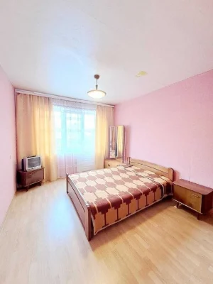 Березняки, простора 3к, Березняківська 38, з газом, невисоки
