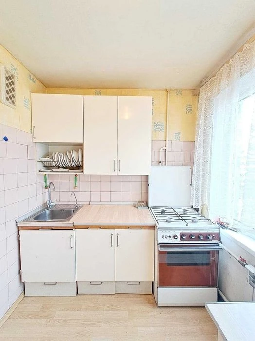 Березняки, простора 3к, Березняківська 38, з газом, невисоки
