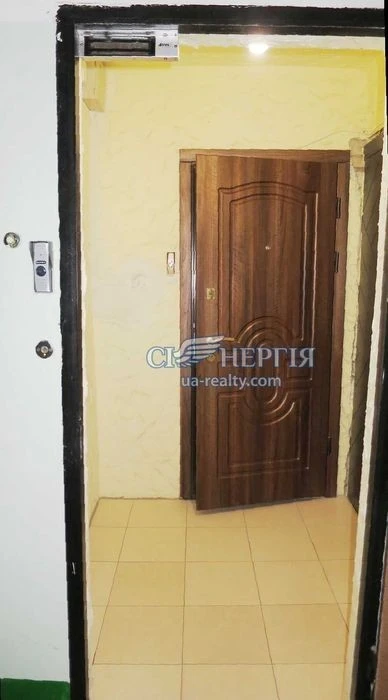 3-кім 67м. кв. Феодосійська, 4 метро Деміївська