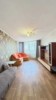 Харківське шоссе 19а, затишна 1к, ТЦ Мега Сіті, м Дарниця