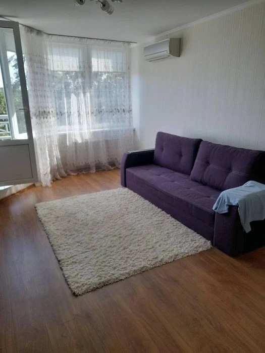 Верховинная 41, метро Житомирская, аренда 1к квартиры