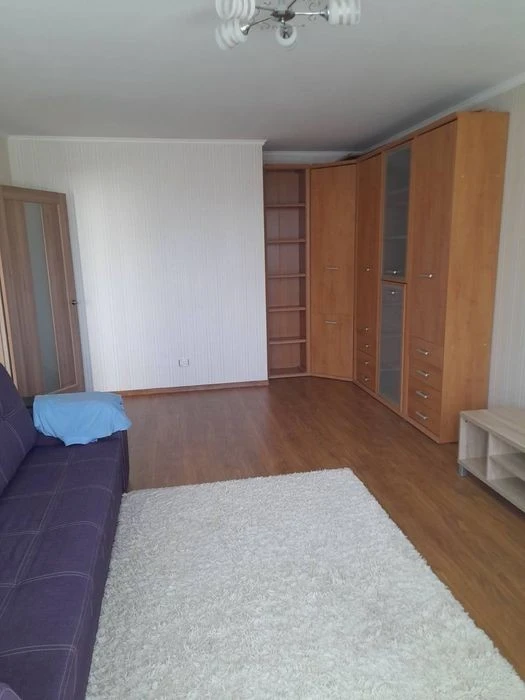 Верховинная 41, метро Житомирская, аренда 1к квартиры