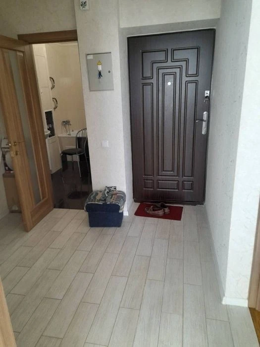 Верховинная 41, метро Житомирская, аренда 1к квартиры
