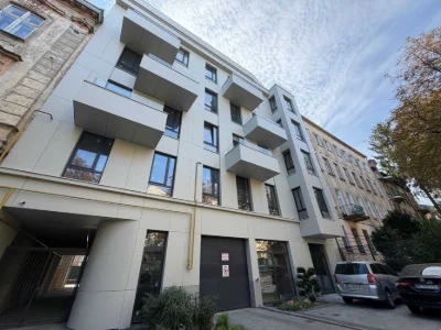 Продаж преміум квартири Коновальця 21