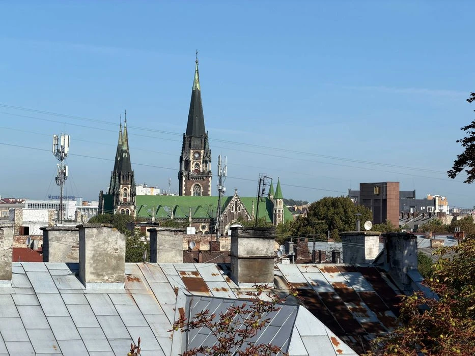 Продаж преміум квартири Коновальця 21