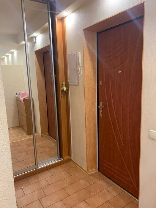 Довгострокова оренда, ст. метро Вокзальна, вул. П. Ніщинсько