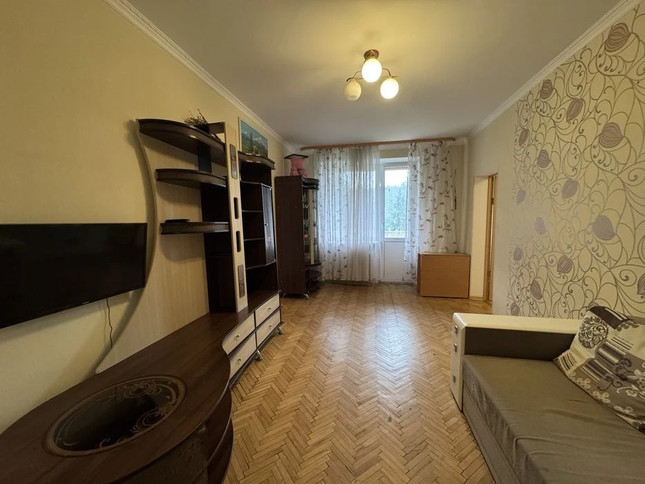Оренда 2к квартири в центрі Киева