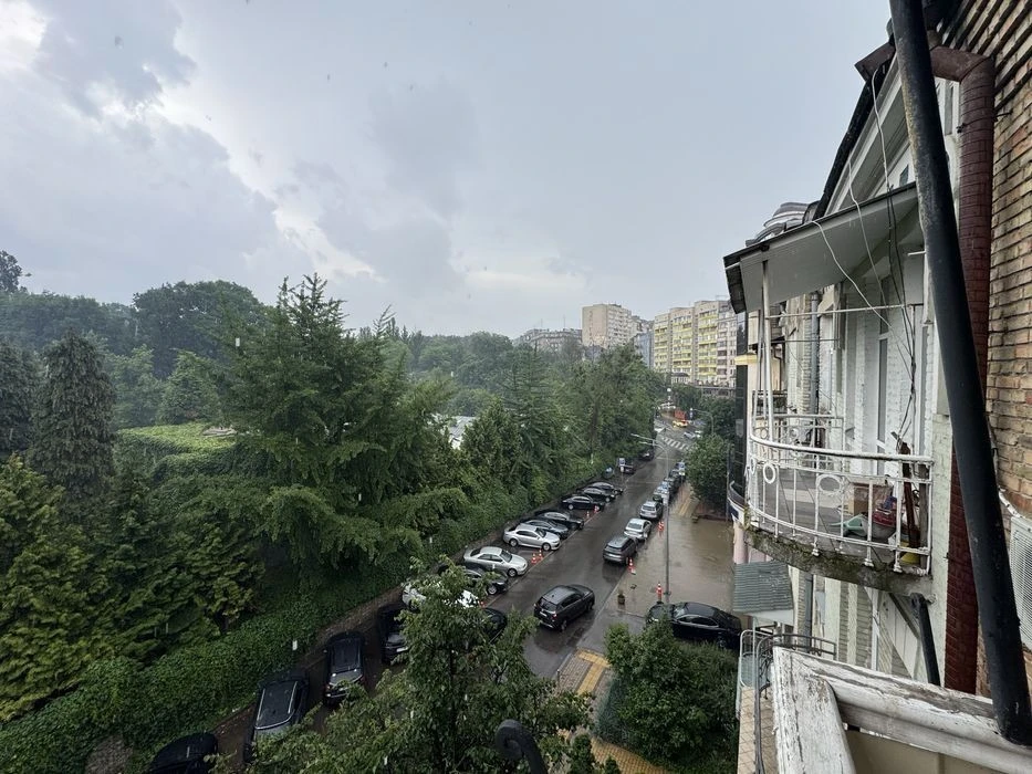 Оренда 2к квартири в центрі Киева