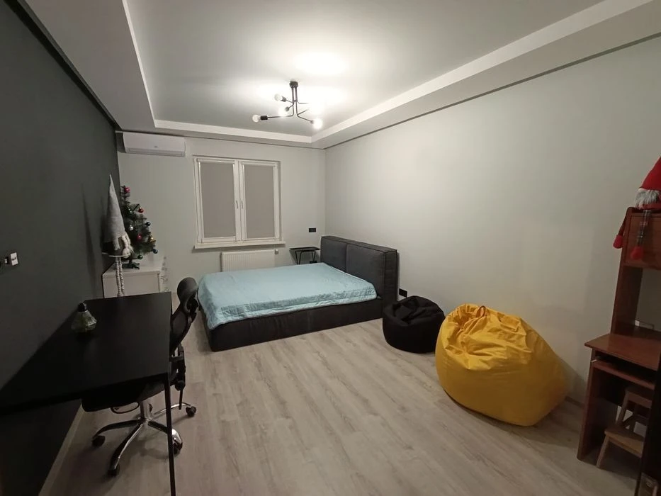 Данченка, 5, Крістер Град, Виноградар, Ретровіль